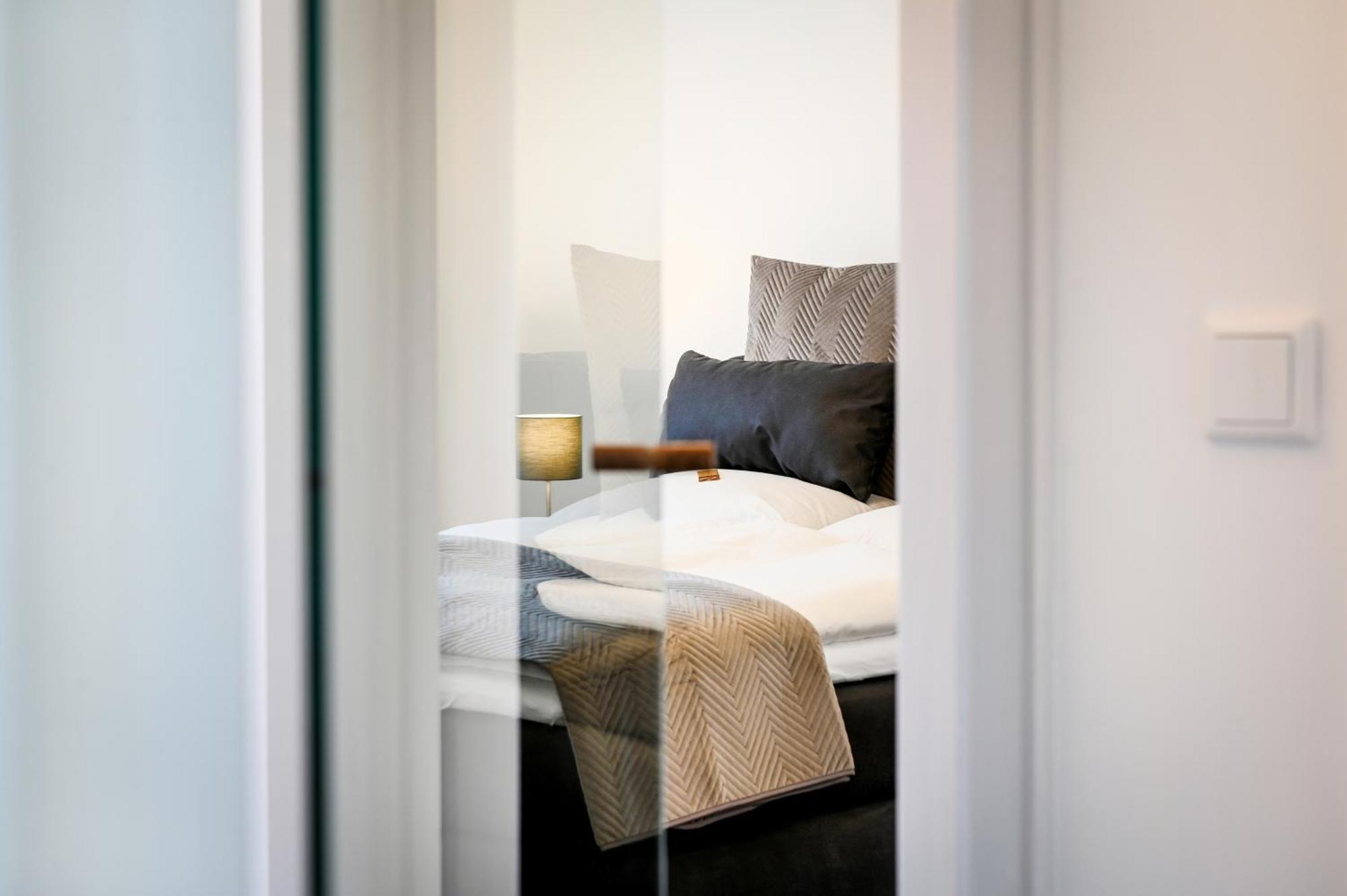 Insel-Apartment Im Herrenhaus Rheinblick Ксантен Экстерьер фото