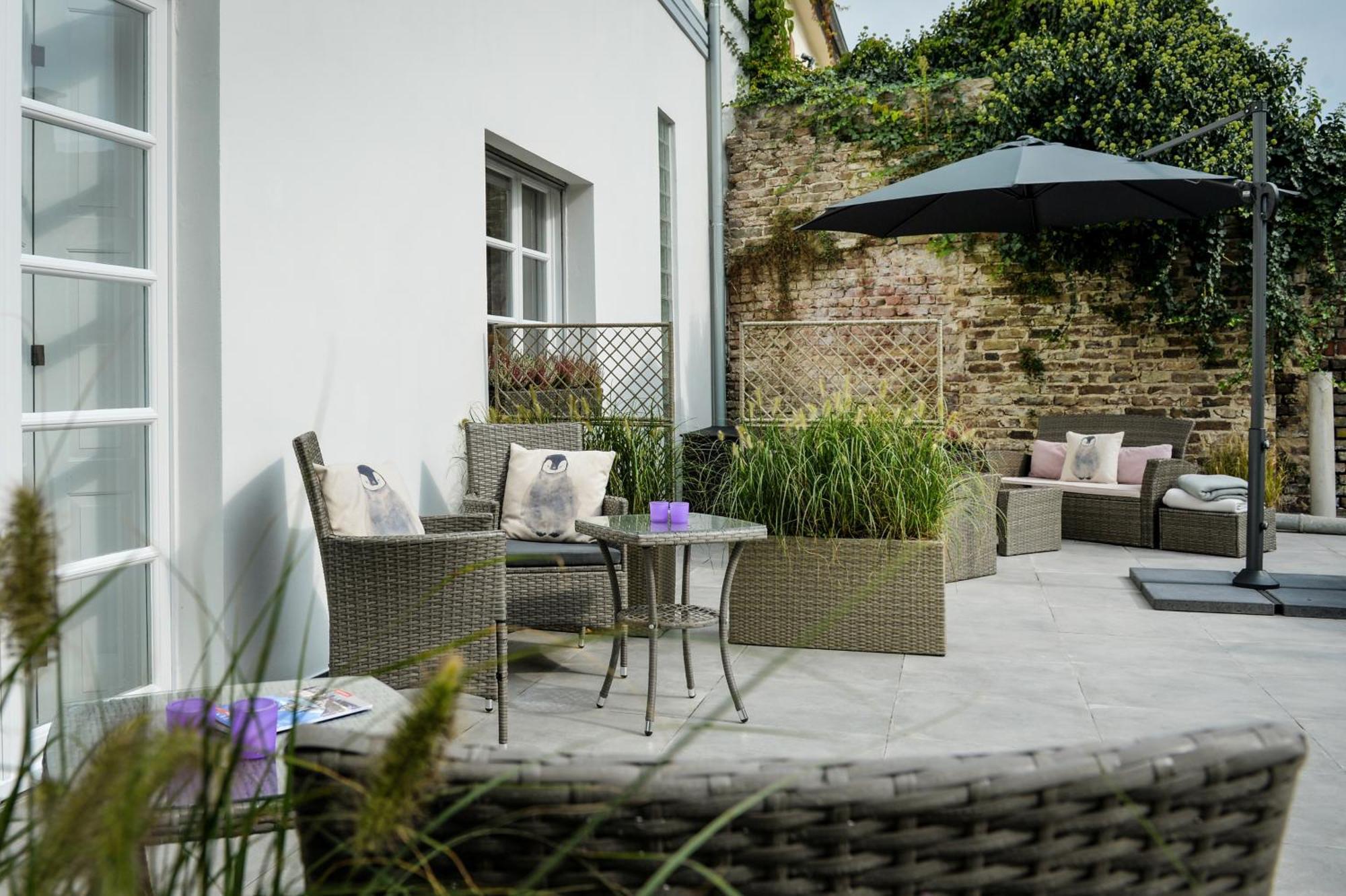 Insel-Apartment Im Herrenhaus Rheinblick Ксантен Экстерьер фото